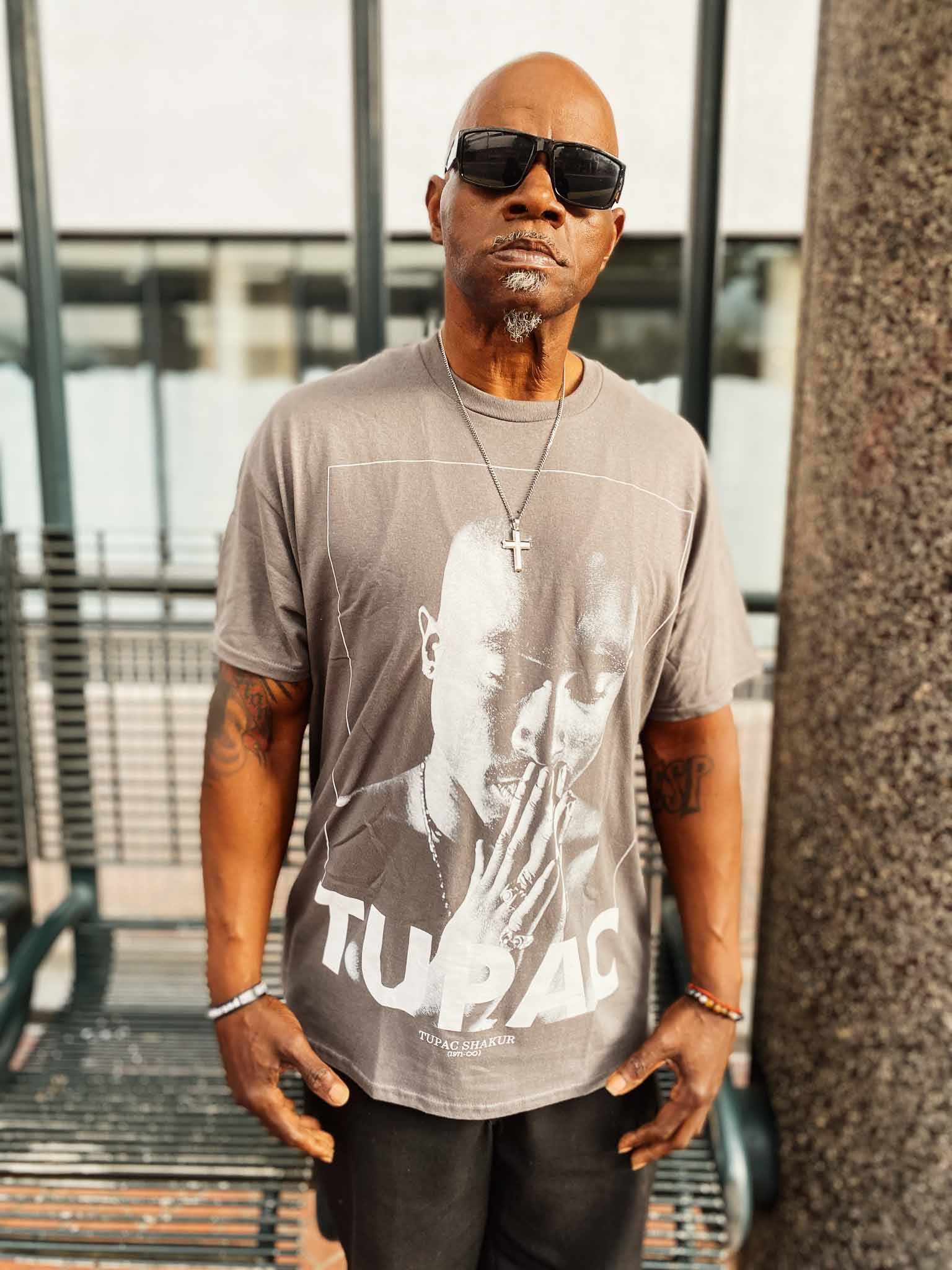 Roll Official Merch Tupac | Rock Hands Praying T-Shirt | & Jane